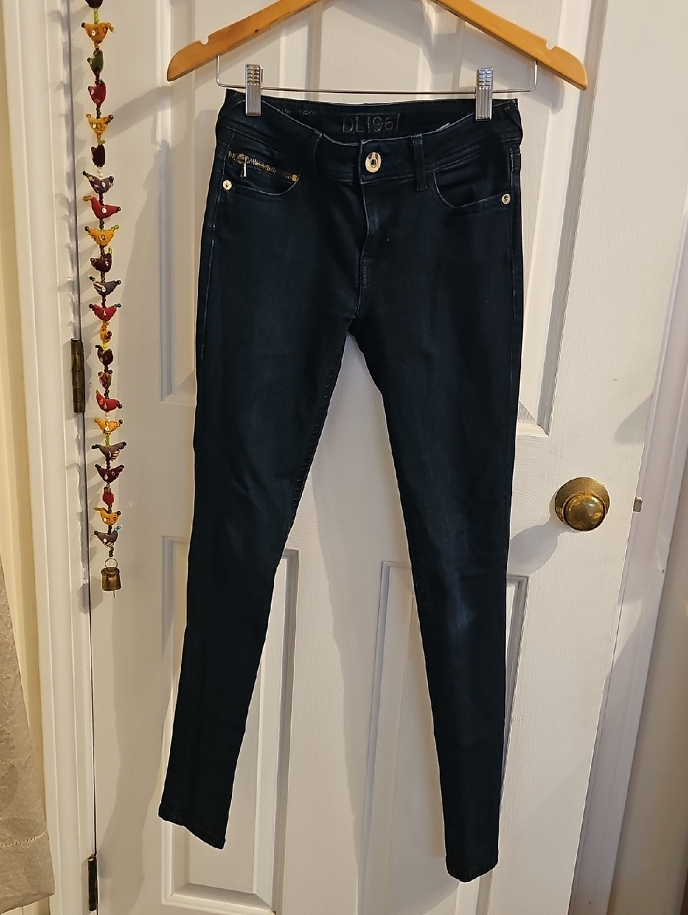 DL1961 Size 25 Skinny Jeans 4way 360 Stretch